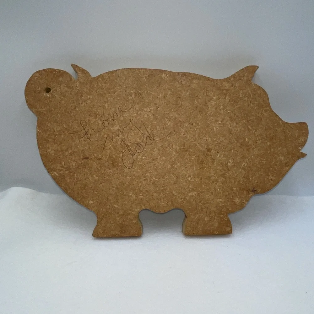 Vintage Wooden PIG Shaped CUTTING BOARD Homemade Silhouette Country Kitchen Farm